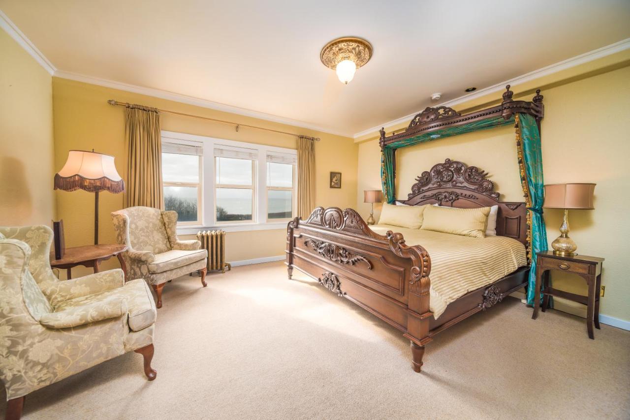 Dashwood Manor Seaside Bed & Breakfast Victoria Extérieur photo