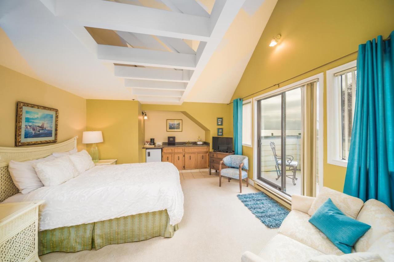 Dashwood Manor Seaside Bed & Breakfast Victoria Extérieur photo