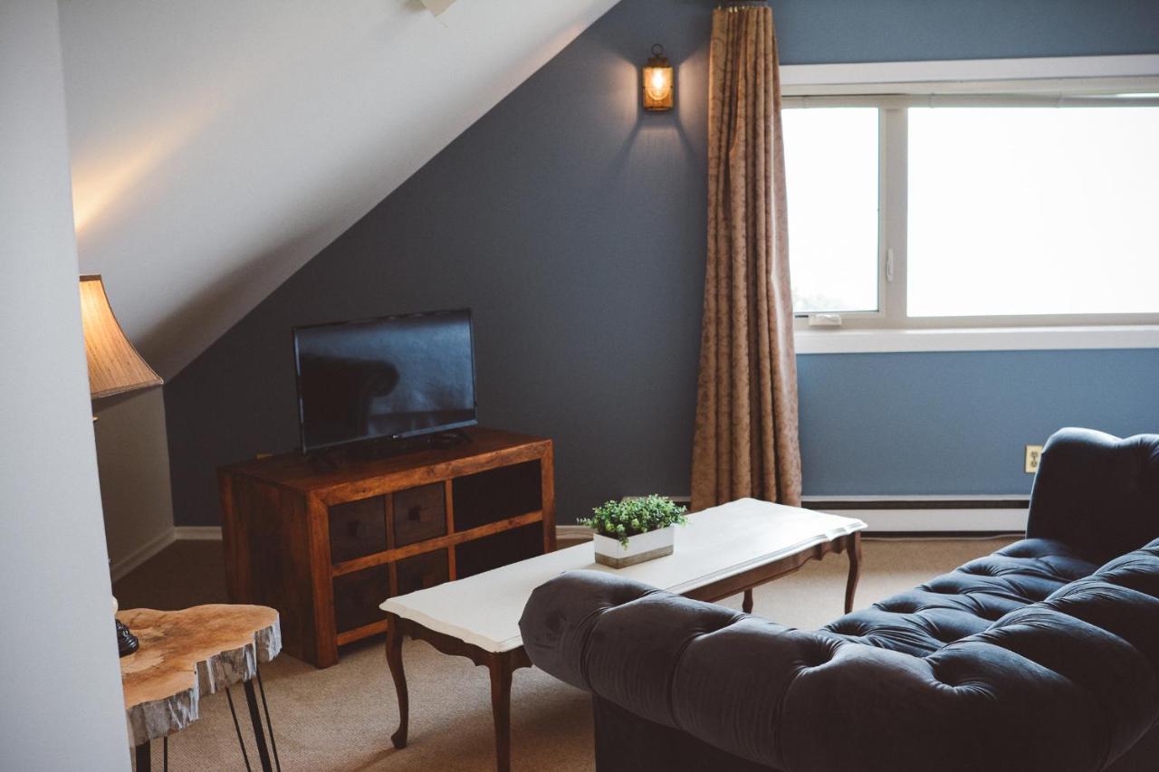 Dashwood Manor Seaside Bed & Breakfast Victoria Extérieur photo