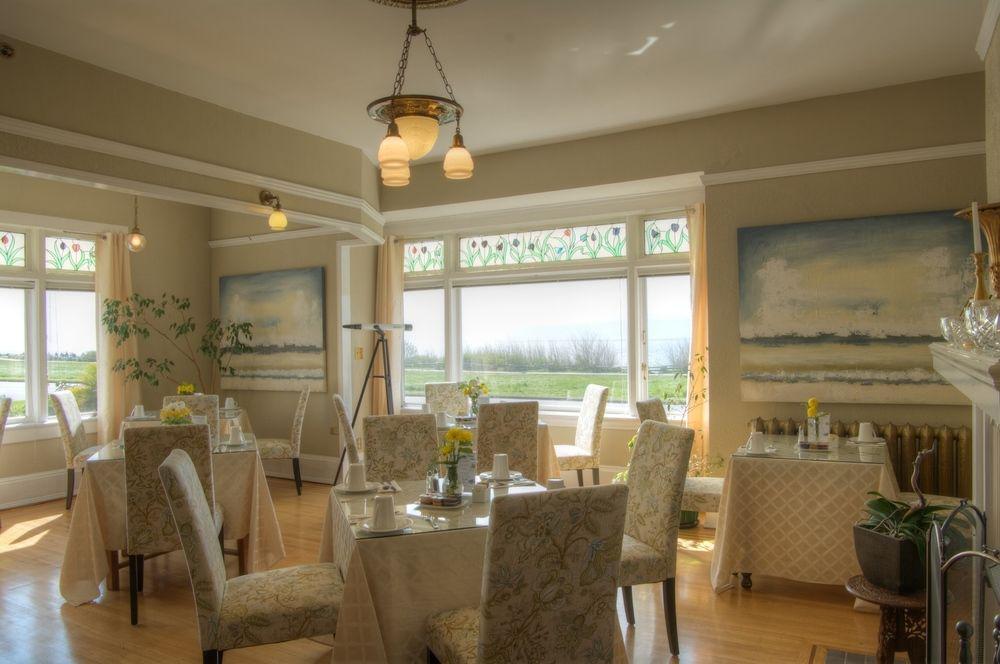 Dashwood Manor Seaside Bed & Breakfast Victoria Extérieur photo