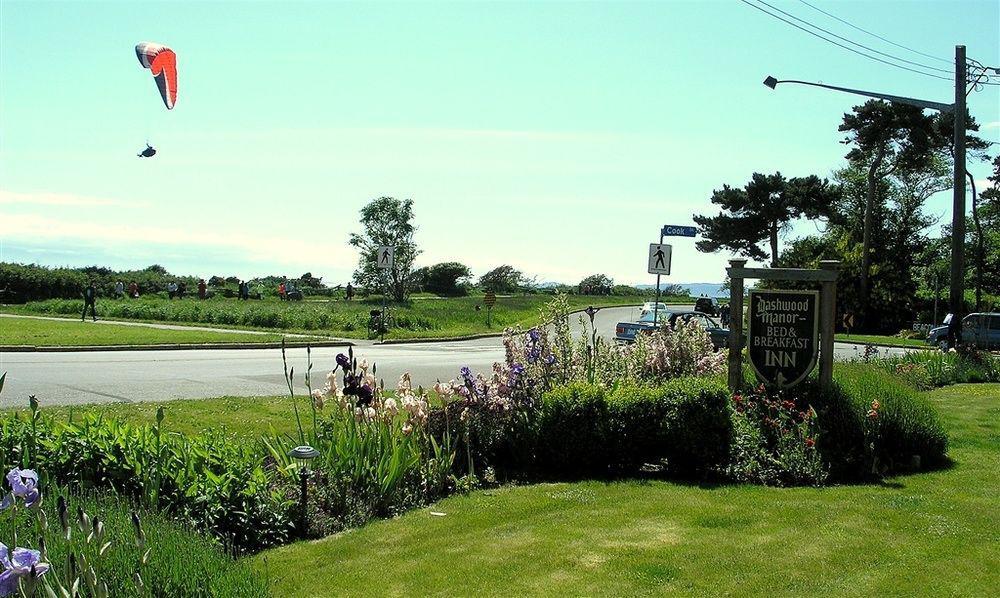 Dashwood Manor Seaside Bed & Breakfast Victoria Extérieur photo