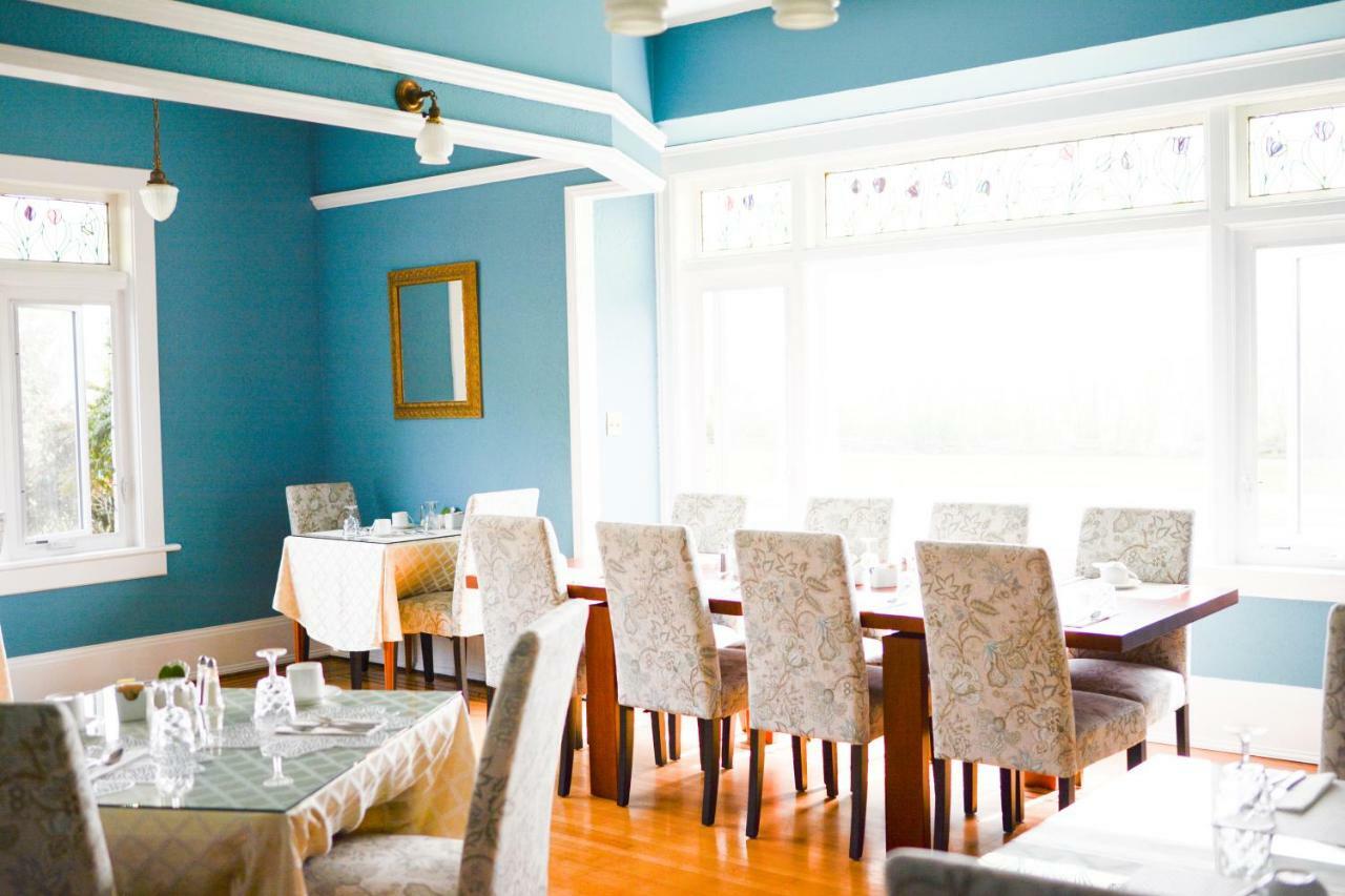 Dashwood Manor Seaside Bed & Breakfast Victoria Extérieur photo