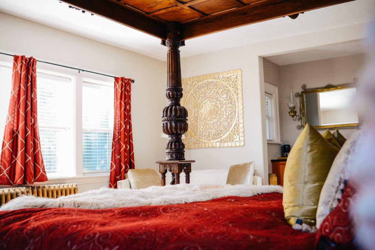 Dashwood Manor Seaside Bed & Breakfast Victoria Extérieur photo